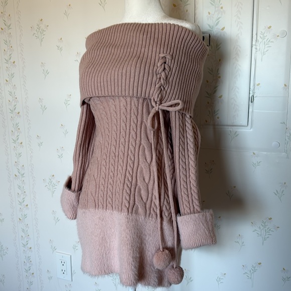 ROMWE Kawaii Off Shoulder Sweater Dress - Picture 2 of 5